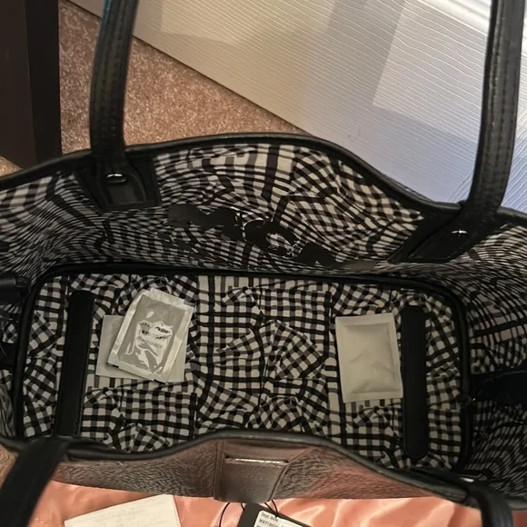 EC Authentic MCM Liz Tote - Picture 4 of 10